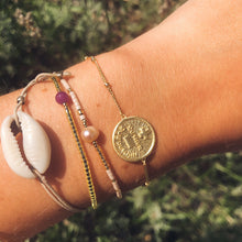 Afbeelding in Gallery-weergave laden, Bracelet Love Me More Gold - by Lauren