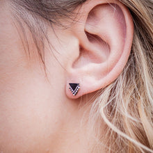 Afbeelding in Gallery-weergave laden, Earrings Onyx Triangles